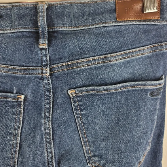 Hollister Jeans Women Size 3 Short Skinny High Rise Dark Wash Blue Denim Casual - Picture 4 of 6